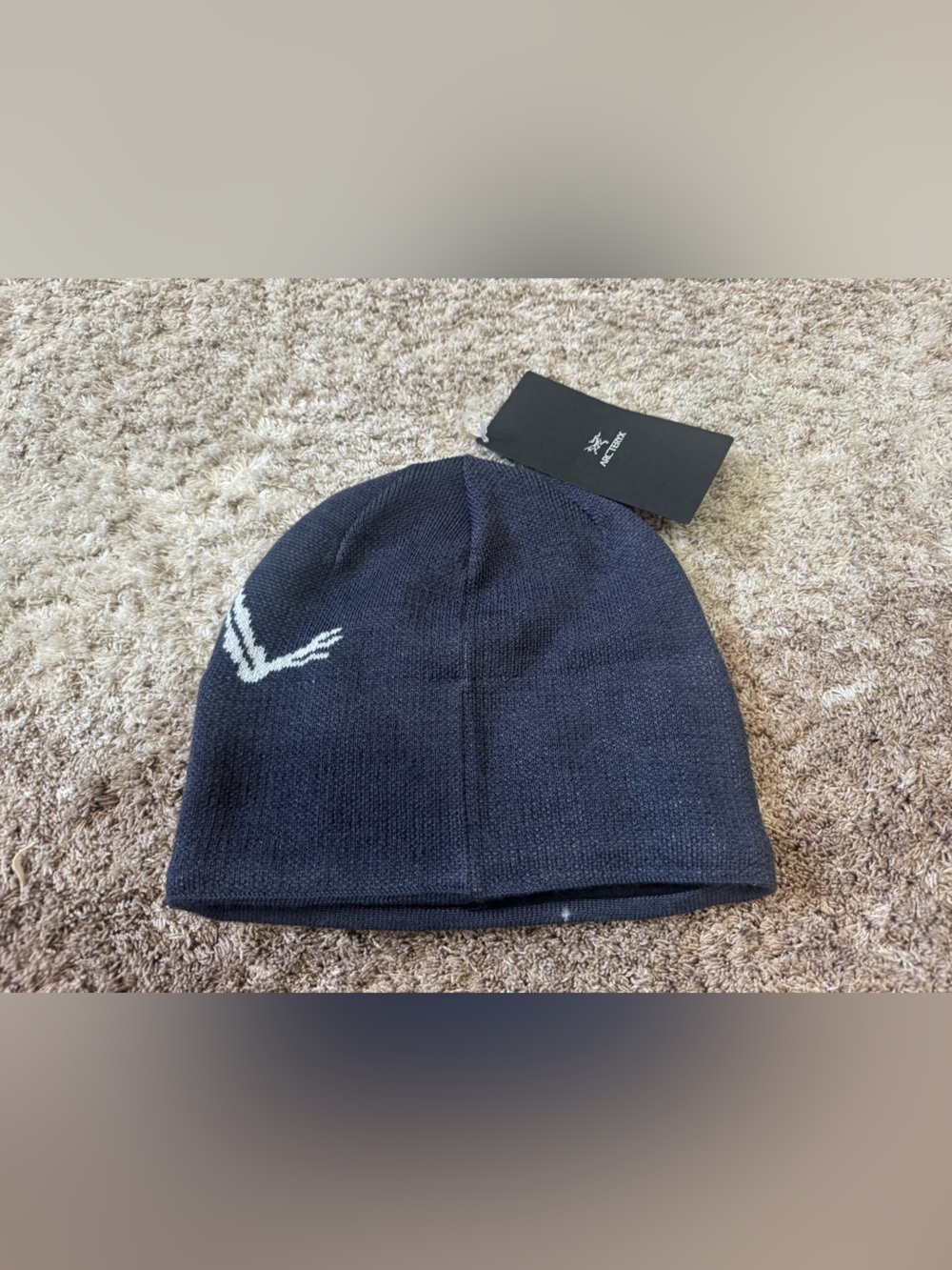 Arc'teryx Black Beanie with Light Gray Skeleton Logo - Picture 5 of 5